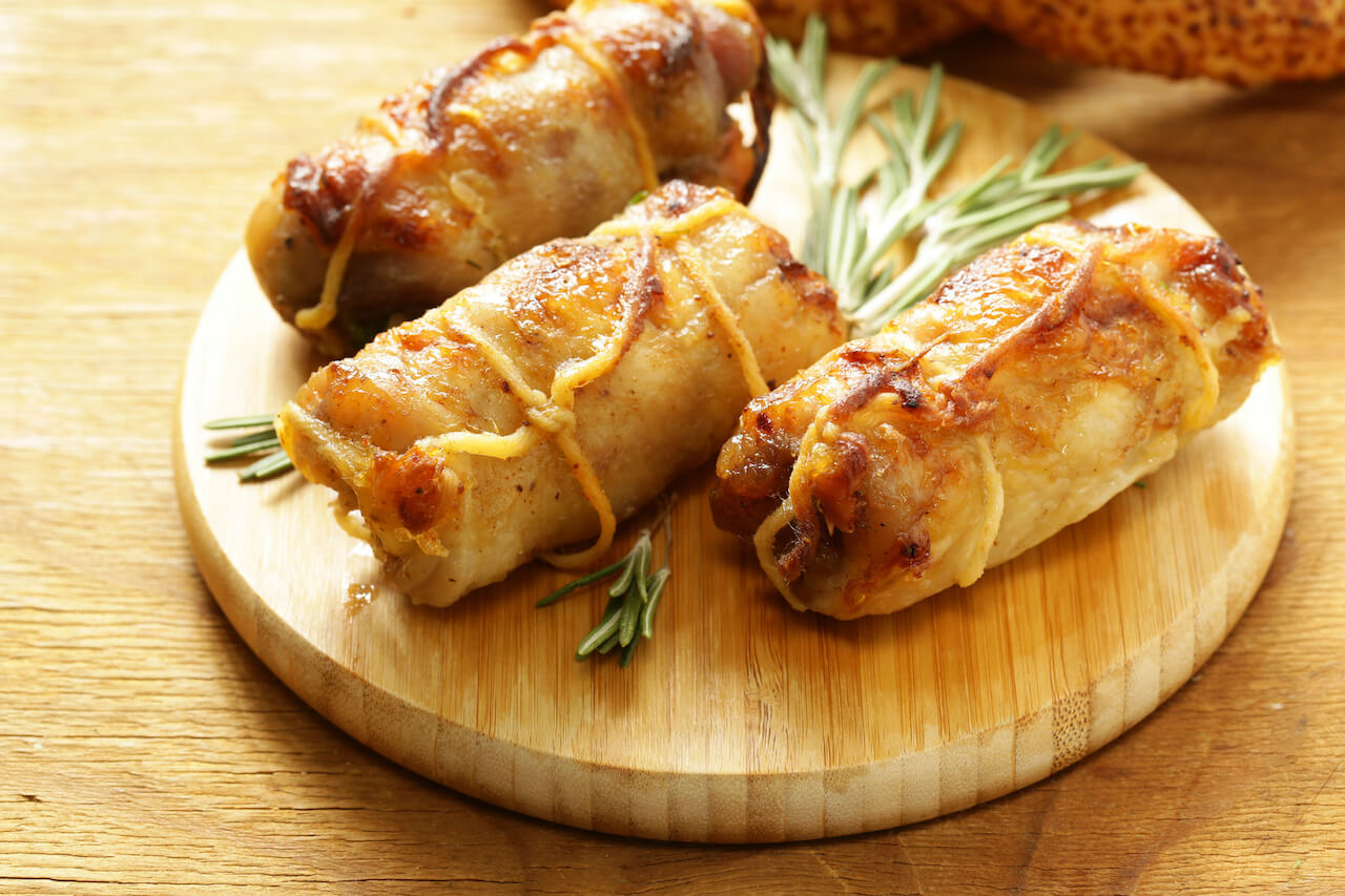 roast-rolls-of-chicken-P2ZXGXW-1.jpg